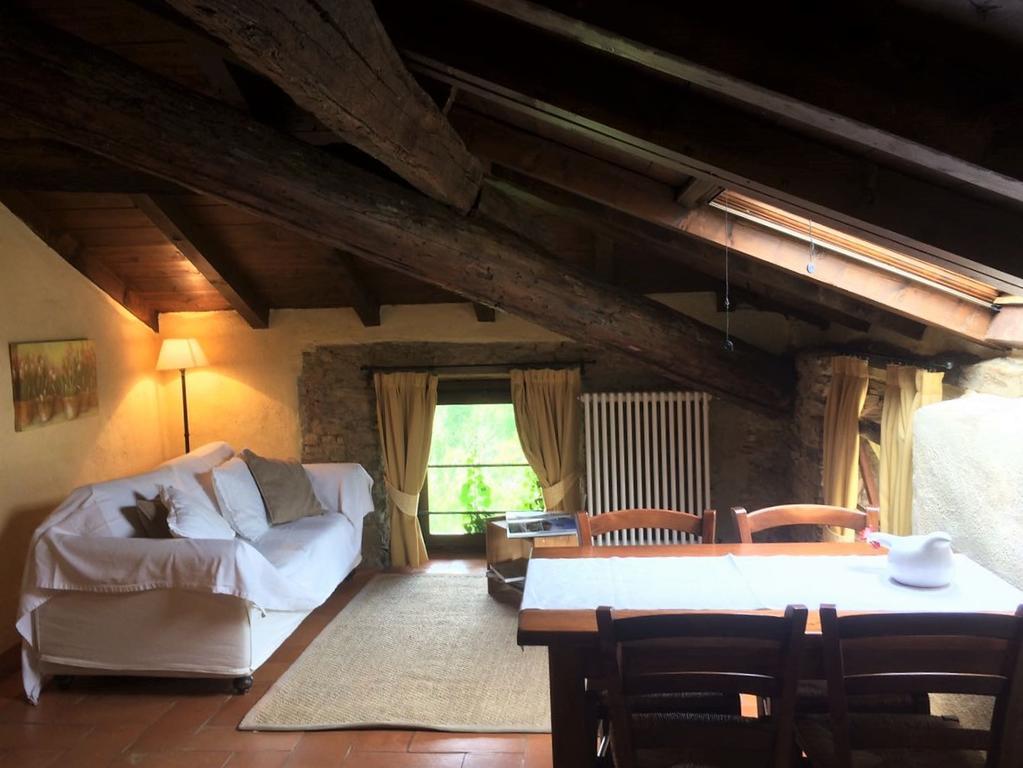 Agriturismo La Costa - Casa Vacanze Rovagnate Екстериор снимка